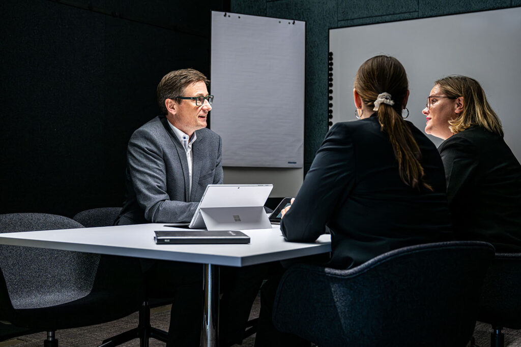 Frank Bauernfeind im Gespräch über Executive Search im Gesundheitswesen